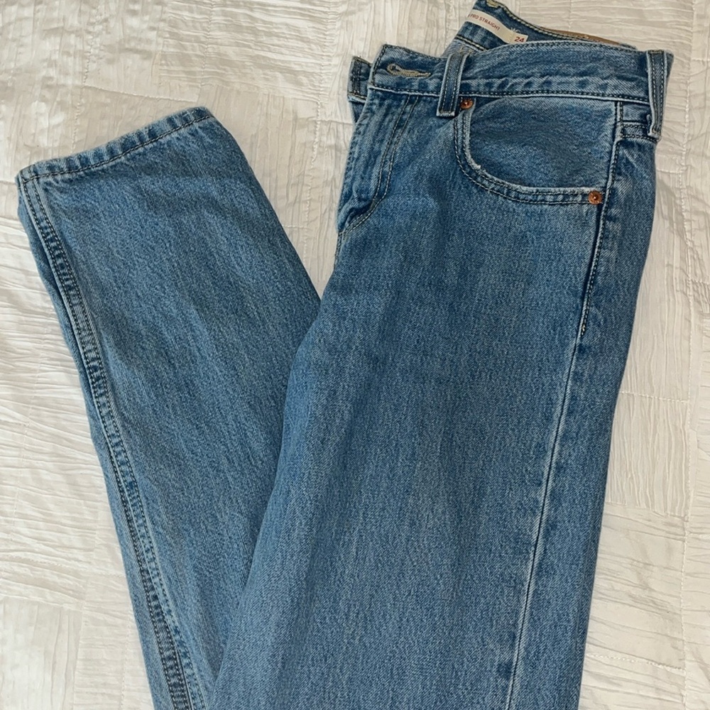 Levi’s Low Pro straight jeans